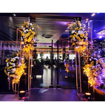 PD03 Pedestal floral para eventos elegantes