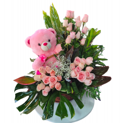 NA09 - Arreglo Floral Rosas Rosadas con Oso de Peluche